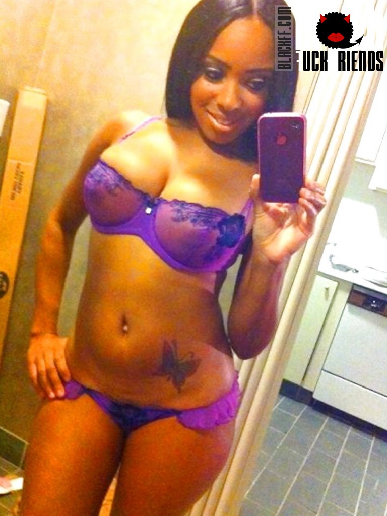 hot girlfriend selfie panties